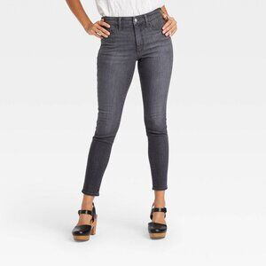 Universal Thread Women's High-Rise Skinny Jeans Dark Gray Size 2